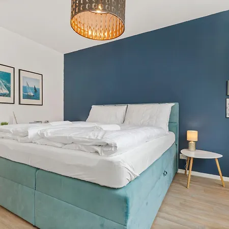 Lam Yacht Club - Terrace 10m2 * Bratislava