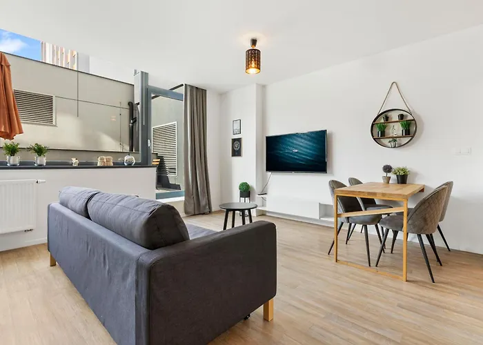 Lam Yacht Club - Terrace 10m2 Apartment *